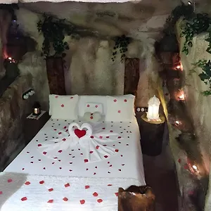 https://la-cova-de-can-pavet.catalonia-hotels.com